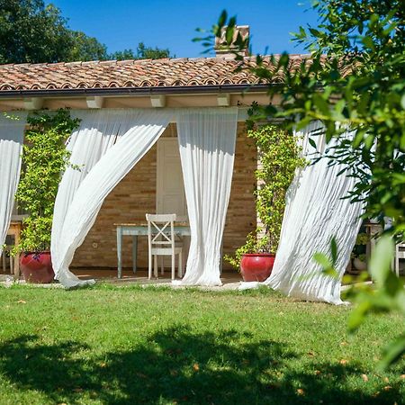 Casavostra - Ambience Suites Ostra Vetere Exterior foto