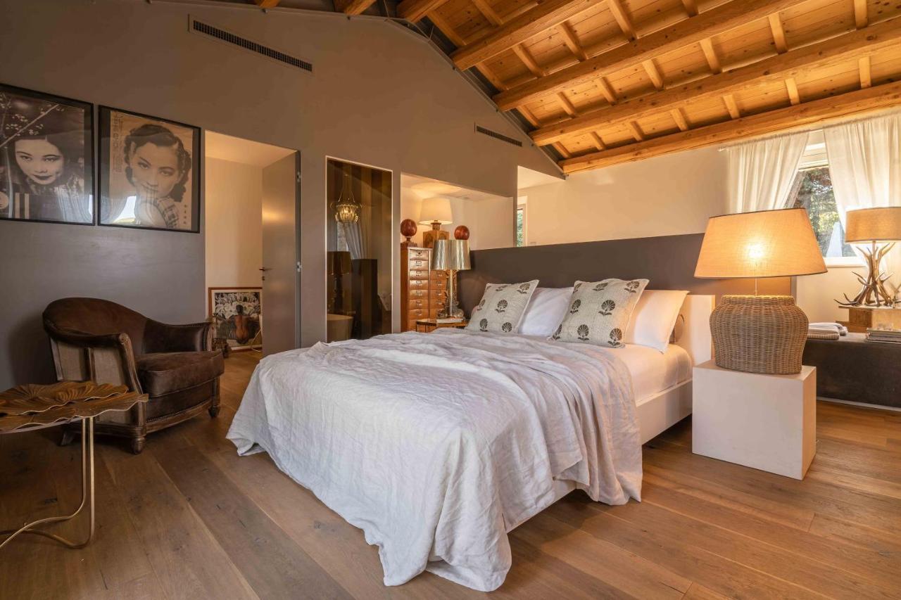 Casavostra - Ambience Suites Ostra Vetere Exterior foto